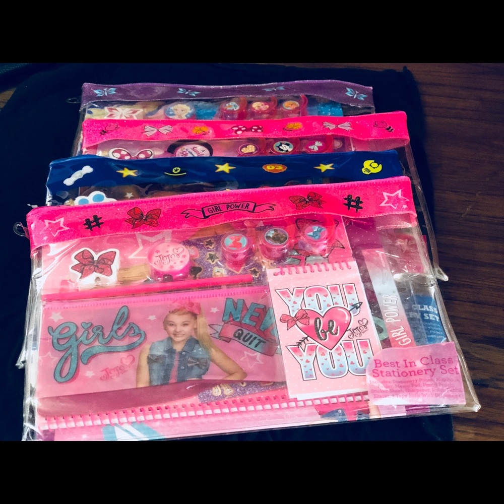 kids gift set lot , 4 different characters